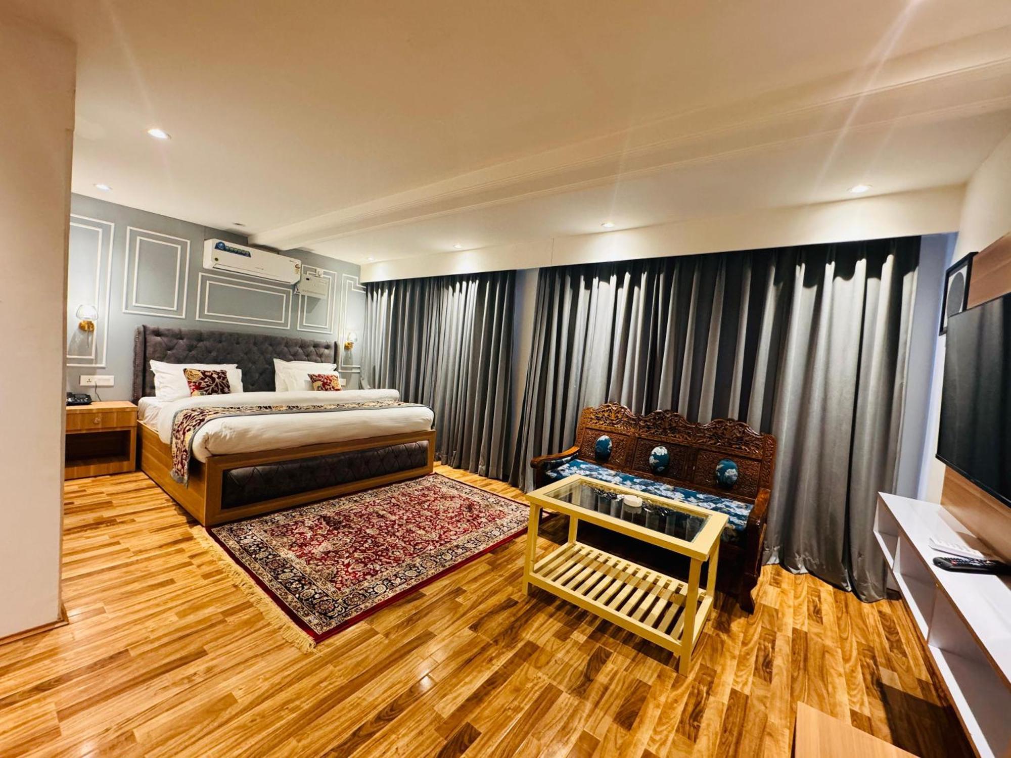 De Elaaf The Luxury Stay Srīnagar 외부 사진