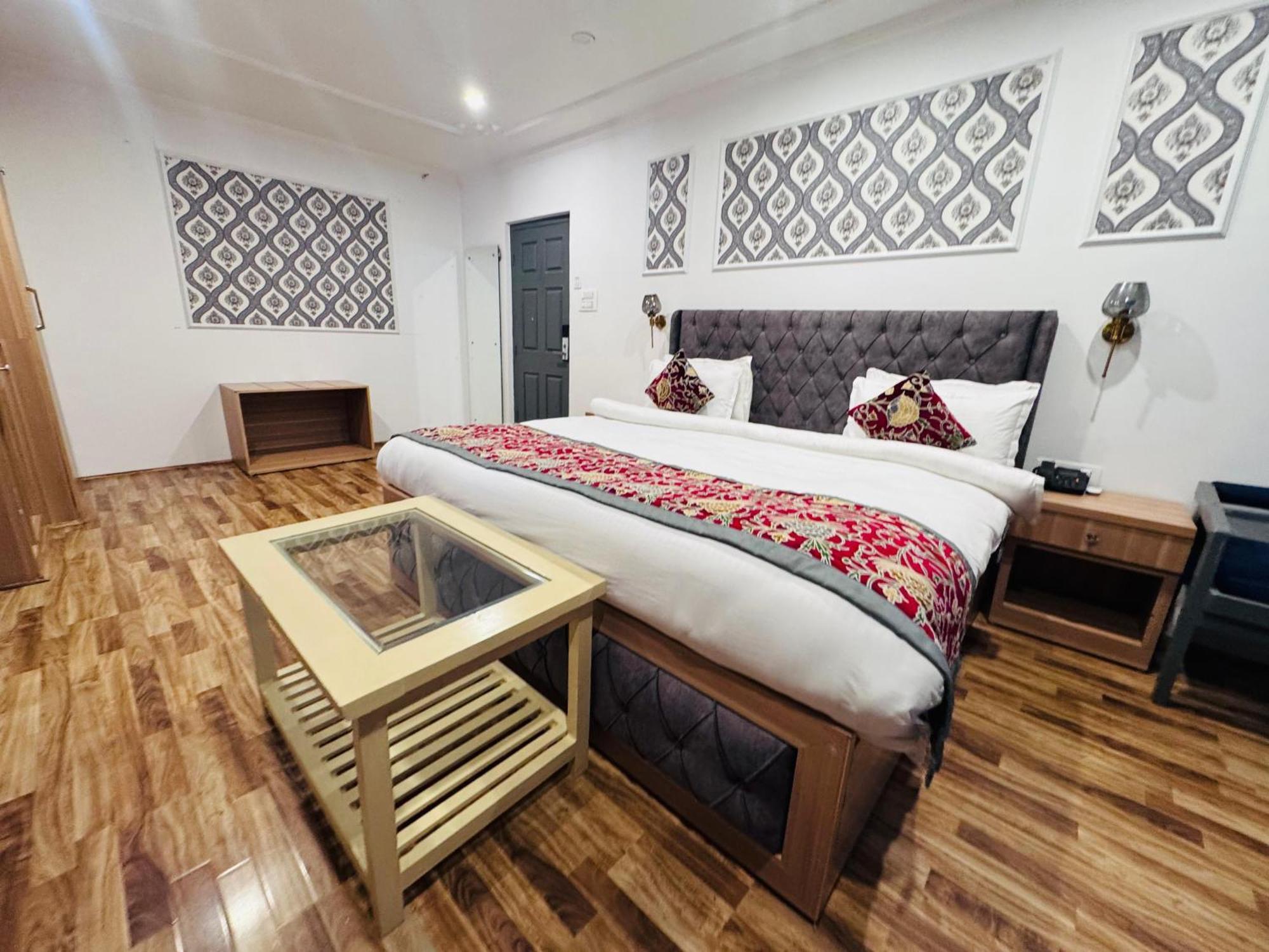 De Elaaf The Luxury Stay Srīnagar 외부 사진