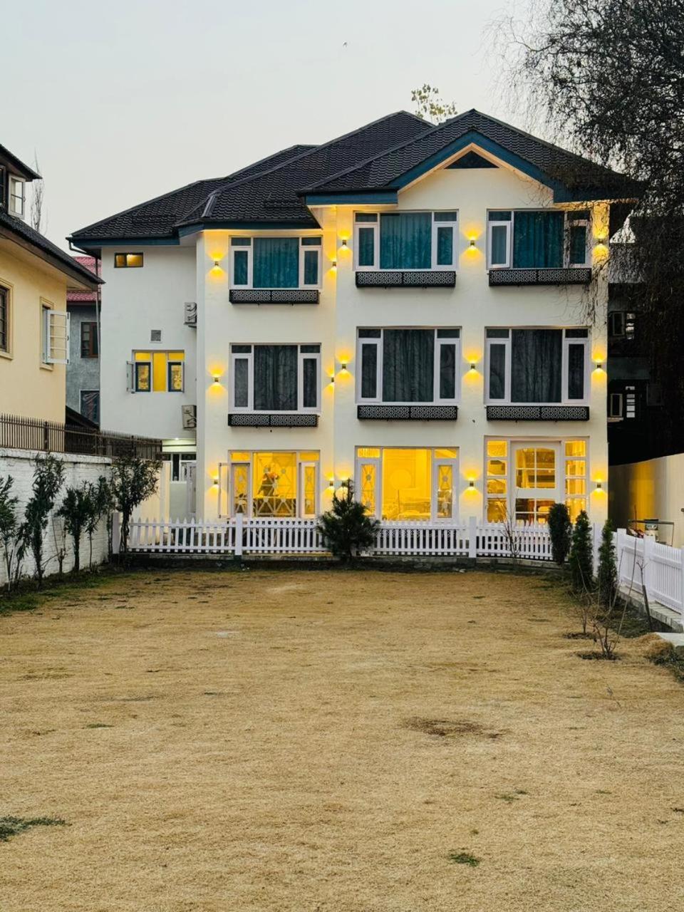 De Elaaf The Luxury Stay Srīnagar 외부 사진