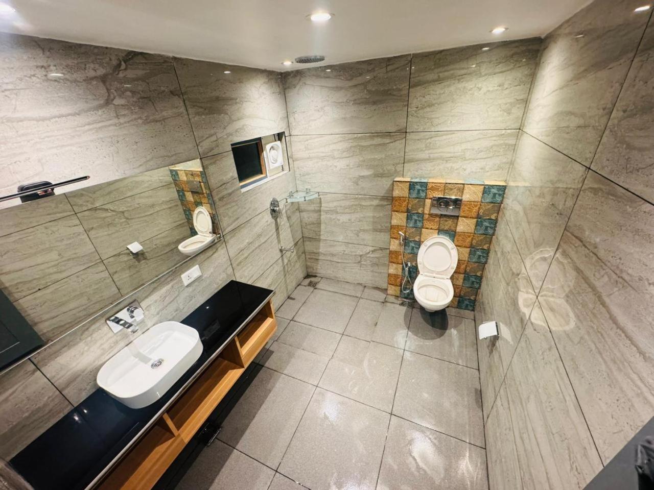 De Elaaf The Luxury Stay Srīnagar 외부 사진