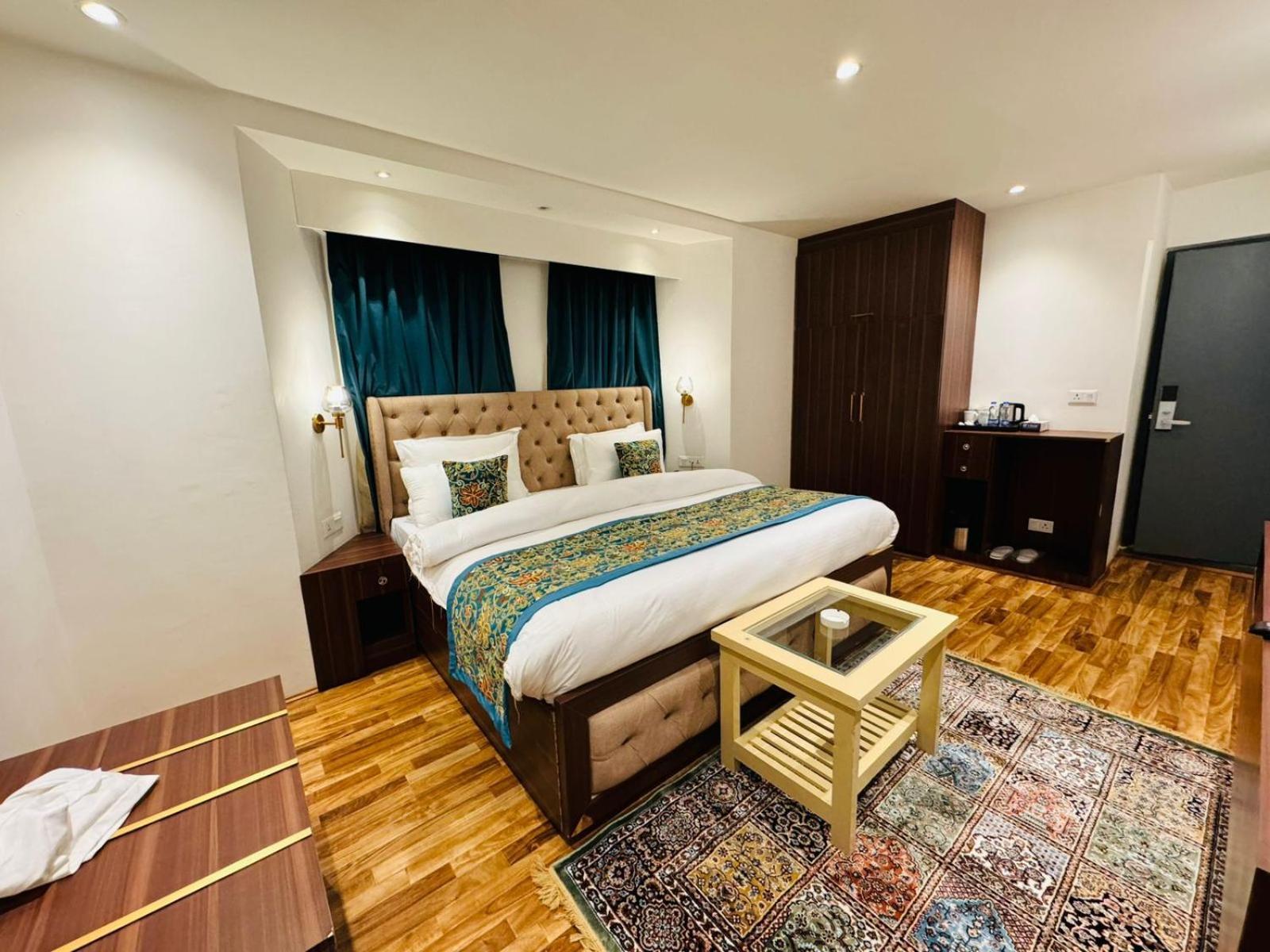 De Elaaf The Luxury Stay Srīnagar 외부 사진