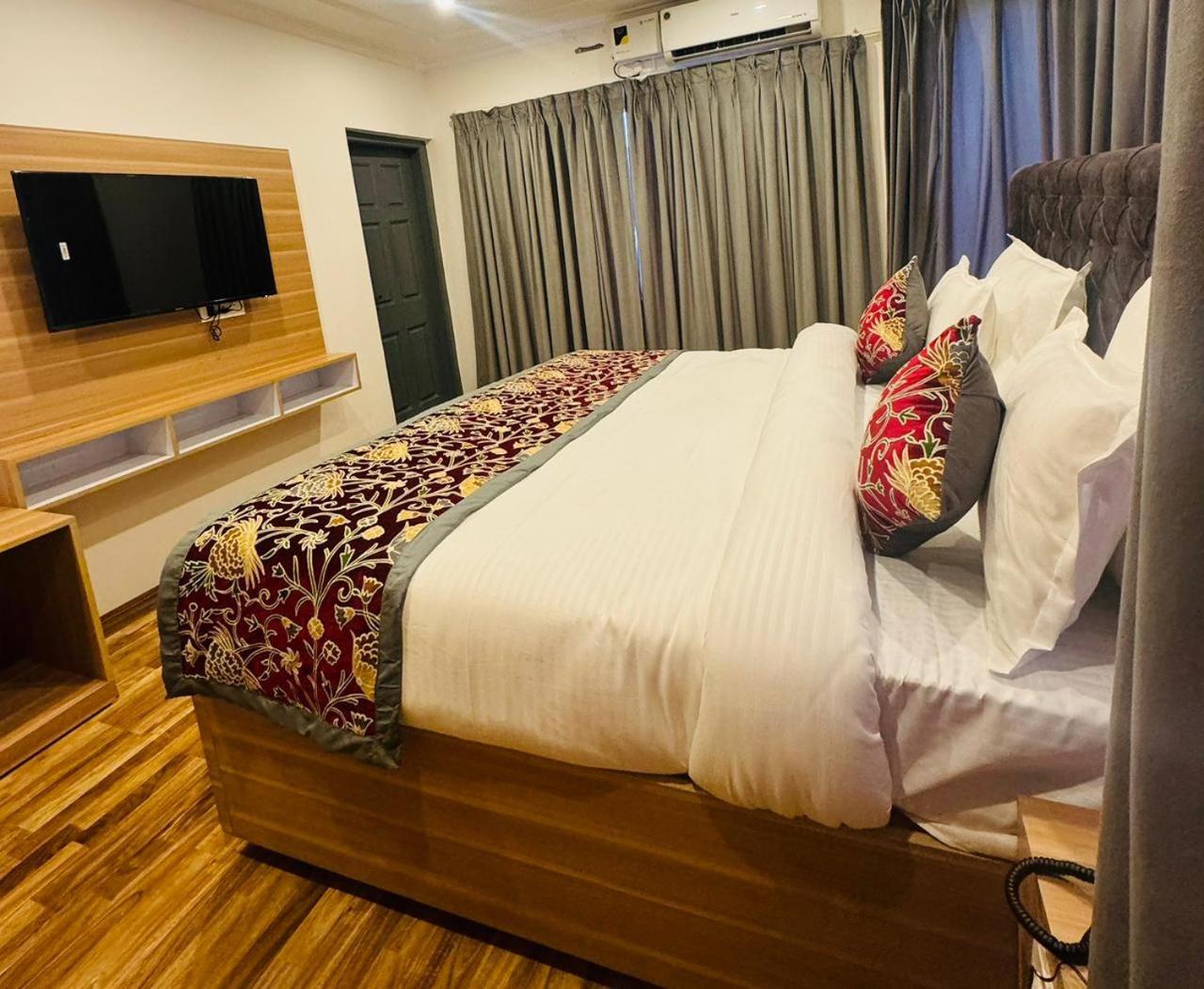 De Elaaf The Luxury Stay Srīnagar 외부 사진